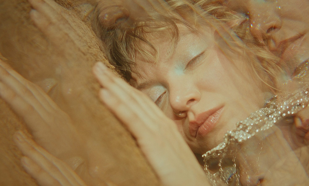 Stills-jpg_1.1.53